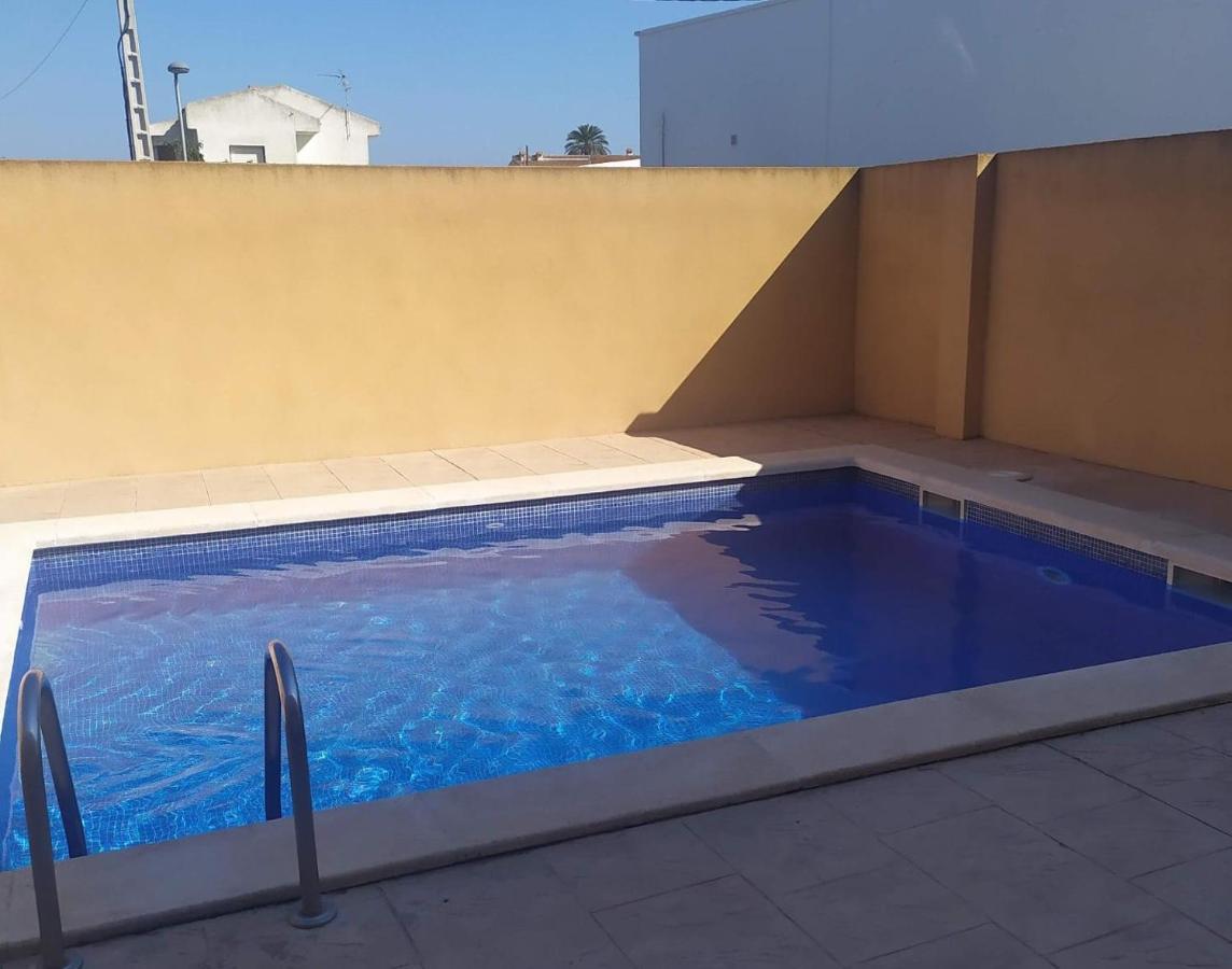 Deltafamily ¡ Barbacoa,piscina, Wifi Chromecast !! Apartament *