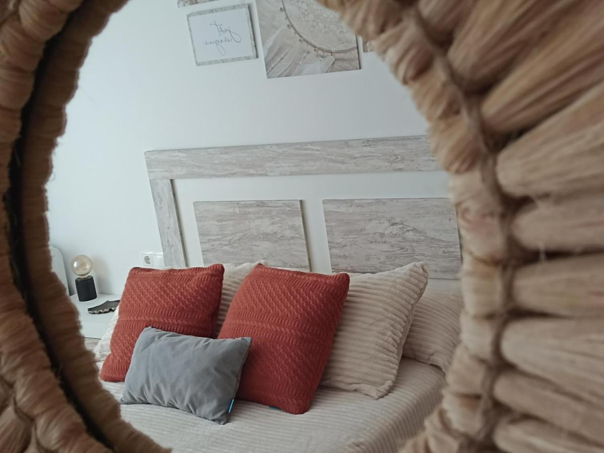 Deltafamily ¡ Barbacoa,piscina, Wifi Chromecast !! Apartment